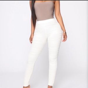 NWT Fashion Nova First Impressions Ruched Leggings
